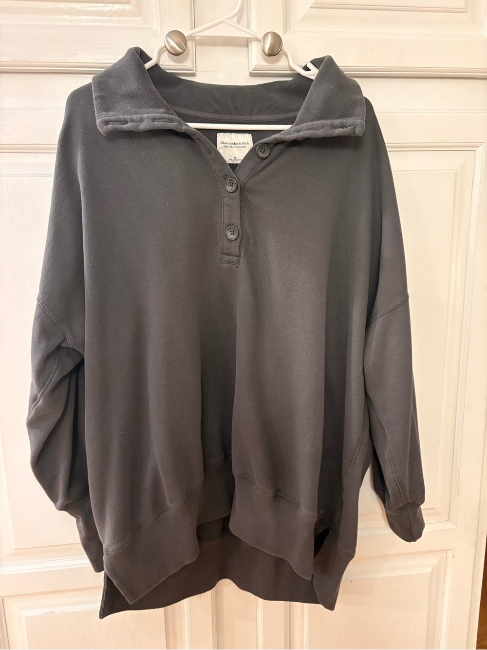 Abercrombie & Fitch Charcoal Gray Pullover Sweater